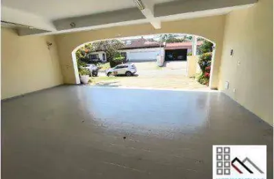 Casa em condomínio 3 dorms (480m²), 3 suítes, 4 vagas. alphaville residencial 1, exclusividade, conforto e segurança