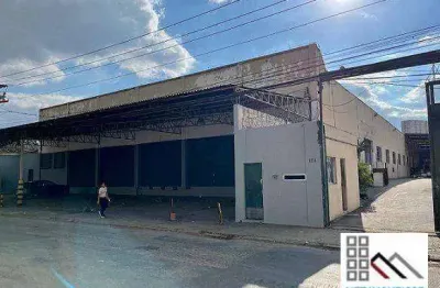 Galpão industrial/comercial (4.316m²), 6 banheiros, 5 vagas. próximo da estação leopoldina