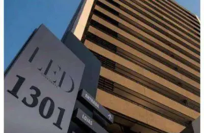 Conjunto comercial cobertura (1.717,97m²), 6 banheiros, 10 vagas. a poucos metros do fórum trabalhista