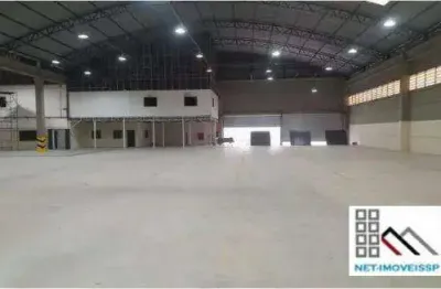 Galpão comercial/industrial (6.000m²), 8 banheiros, 6 docas. oportunidade para investimento