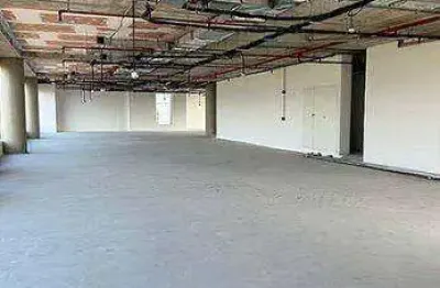 LAJE COMERCIAL (706m²), 4 BANHEIROS, 18 VAGAS, TERRAÇO. UMA LOCALIZAÇÃO PRIVILEGIADA. A POUCOS PASSOS DO JOCKEY CLUB