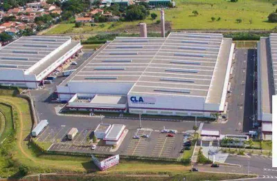 GALPÃO LOGÍSTICO (3.034,79m²), 4 BANHEIROS, 6 VAGAS. AO LADO DA RODOVIA ANHANGUERA