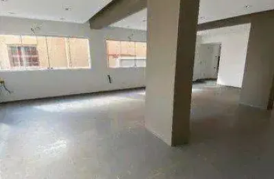 Prédio comercial (528m²), 8 salas, 6 banheiros, 3 vagas. a 400 metros da estação vila madalena
