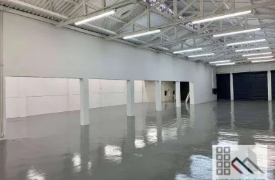 Galpão comercial no pacaembu  (840m²), 4 banheiros, mezanino.  próximo do terminal barra funda