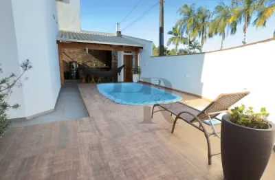 Casa com 3 quartos à venda no Petrópolis, Joinville 