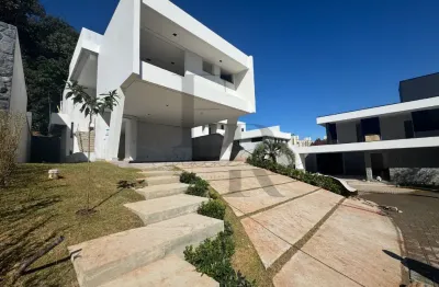 Casa de luxo à venda no glória | 3 suítes | 2 vagas - exclusividade e bem-estar em joinville!