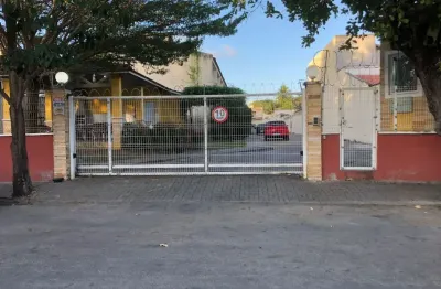 Casa em condomínio fechado com 3 quartos à venda na Rua Martins de Araújo, 501, Lagoa Redonda, Fortaleza