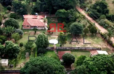 Chácara / sítio com 3 quartos para alugar no Chácaras Cardoso, Bauru 