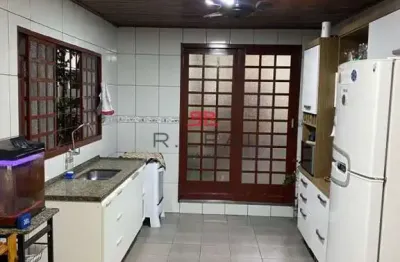 Casa com 3 quartos à venda no Núcleo Habitacional José Regino, Bauru 