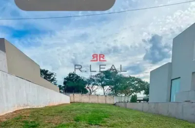 Terreno em condomínio fechado à venda no Residencial Villa Dumont, Bauru 