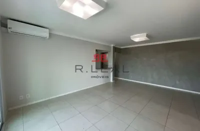 Apartamento com 3 quartos para alugar no Jardim Amália, Bauru 