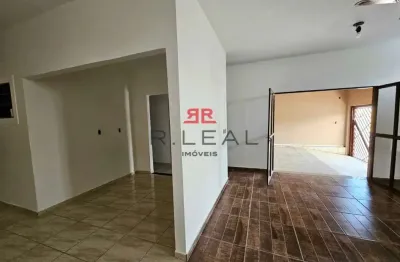 Casa com 3 quartos à venda no Conjunto Habitacional Presidente Eurico Gaspar Dutra, Bauru 