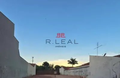 Terreno à venda na Vila Souto, Bauru 