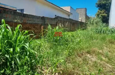 Terreno à venda na Vila D'Aro, Bauru 