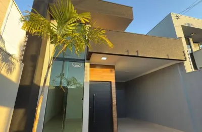 Casa a venda no cerejeiras / piscina com hidro e aquecimento  lote de 176m2