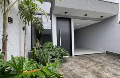 Casa no arco íris / 3 quartos (1 suíte)  móveis planejados em todos os ambientes  lote de 150 m²