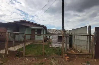 Casa à venda na Rua Dinarte Saul Araújo, 250, Industrial, Guarapuava