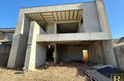 Sobrado para venda em guarapuava, trianon, 4 dormitórios, 4 suítes, 2 vagas