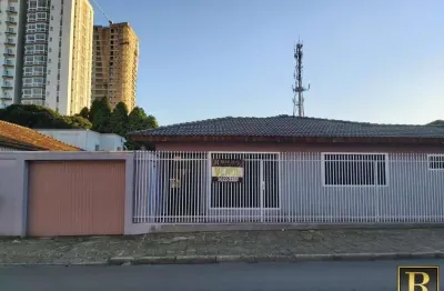 Casa para venda em guarapuava, batel, 3 dormitórios, 2 suítes, 2 banheiros, 4 vagas