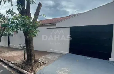 Casa com 3 quartos à venda no Centro, Barretos 