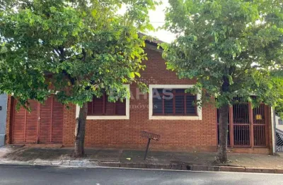 Casa com 3 quartos à venda no Centro, Barretos 