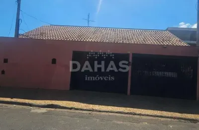 Casa com 3 quartos à venda no Rios, Barretos 