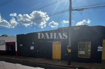 Casa comercial à venda no Centro, Barretos 