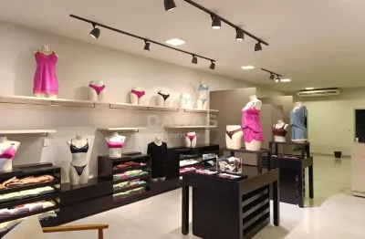 Casa comercial à venda no Centro, Barretos 