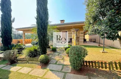 Casa em condomínio de alto padrão com 3 dormitórios 213,55 área construída