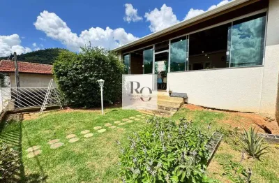 Oportunidade casa com 2 dormitórios, terreno de 300 metros por r$ 590.000