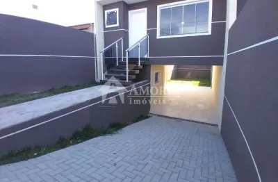 Sobrado à venda, fazendinha, curitiba - pr com quintal, 3 dormitórios 1 suite.