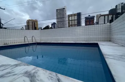 Apartamento todo mobiliado com dois quartos sendo uma suíte no bairro de manaíra.