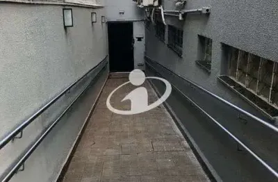 Sala comercial para alugar em saraiva, uberlândia  por r$ 10.000