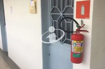 Sala comercial com 1 sala para alugar na vila oswaldo, uberlândia  por r$ 700