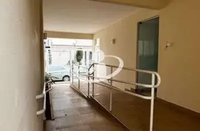 Casa com 3 quartos para alugar no martins, uberlândia  por r$ 9.500