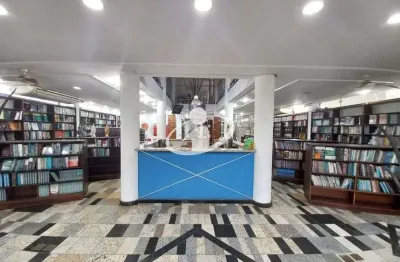 Sala comercial para alugar em saraiva, uberlândia  por r$ 18.000