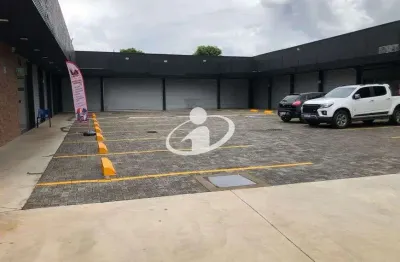 Ponto comercial para alugar no shopping park, uberlândia  por r$ 3.700