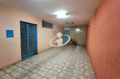 Casa com 5 quartos para alugar no umuarama, uberlândia  por r$ 4.000