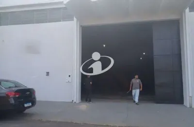 Barracão / galpão / depósito para alugar em laranjeiras, uberlândia  por r$ 15.572