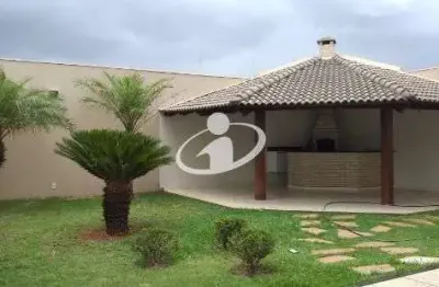 Casa comercial para alugar na nossa senhora aparecida, uberlândia  por r$ 5.500