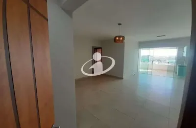 Apartamento com 3 quartos para alugar no martins, uberlândia  por r$ 3.400