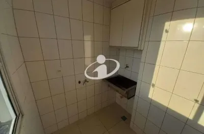 Apartamento com 2 quartos para alugar no santa mônica, uberlândia  por r$ 1.800