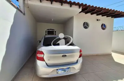 Casa comercial com 2 salas para alugar no santa mônica, uberlândia  por r$ 2.600