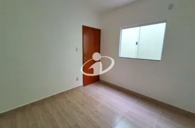 Casa com 2 quartos para alugar no jardim brasília, uberlândia  por r$ 1.100