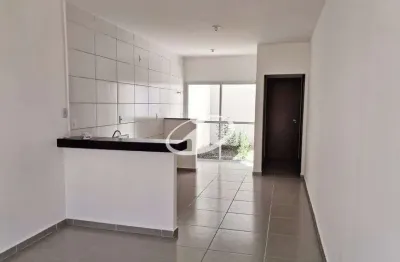 Casa com 2 quartos para alugar no residencial pequis, uberlândia  por r$ 900