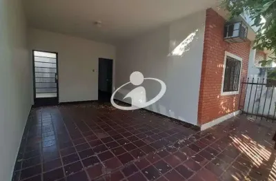 Casa com 2 quartos para alugar na nossa senhora aparecida, uberlândia  por r$ 1.500