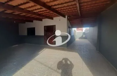 Casa com 3 quartos para alugar no jardim brasília, uberlândia  por r$ 1.700
