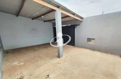 Casa com 3 quartos para alugar no bom jesus, uberlândia  por r$ 2.500