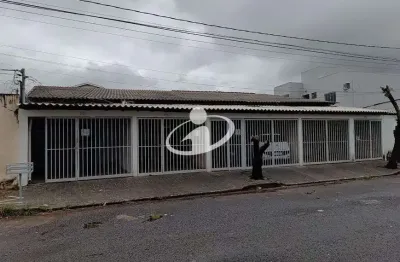 Casa para alugar no Vigilato Pereira, Uberlândia  por R$ 1.350