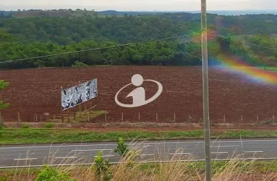 Ponto comercial à venda na Área Rural de Araguari, Araguari  por R$ 2.700.000